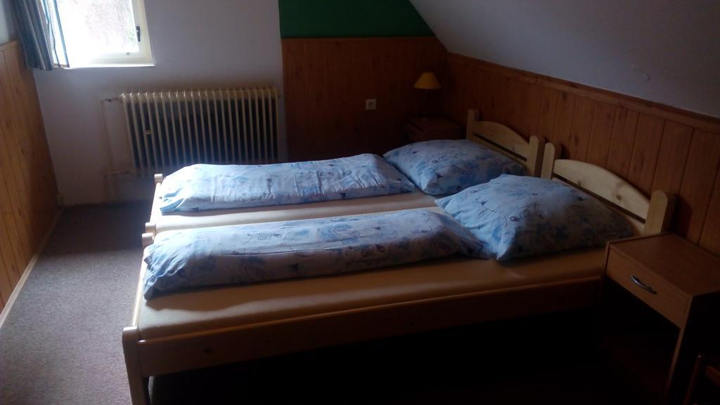 Pension Rybarska Basta โรเช็มเบิร์ก นาด วัลตาวูว์ ภายนอก รูปภาพ